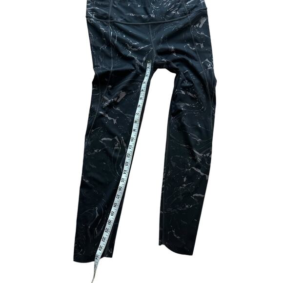 Athleta Velocity Stash Pocket Marble 7/8 Tight Size Medium - Picture 4 of 14